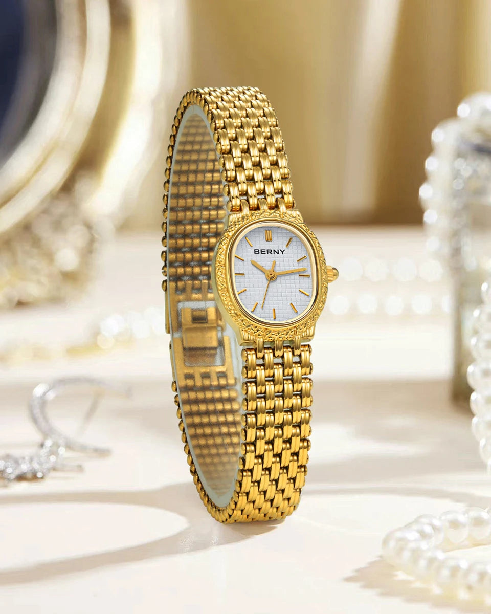 Bracelet Watch – Compact, Chic & Timeles